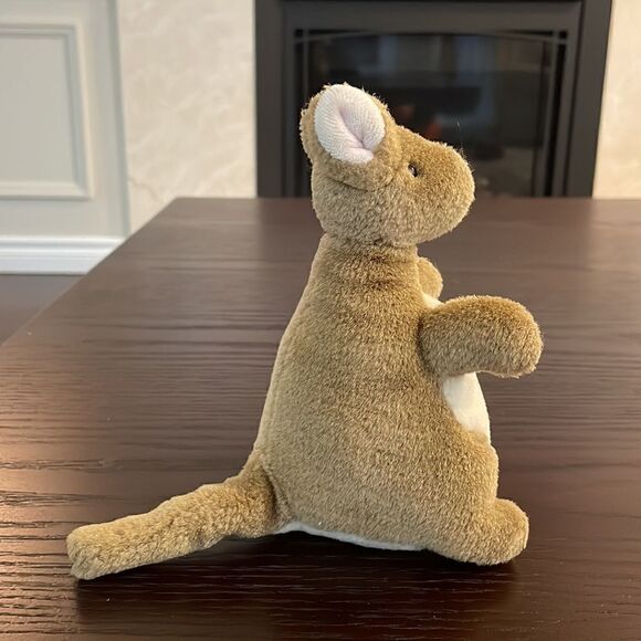 Gund 6" Classic Pooh Kanga Plush, Stuffed Toy Vintage Gund plush 
From the 1990s - Picture 6 of 7